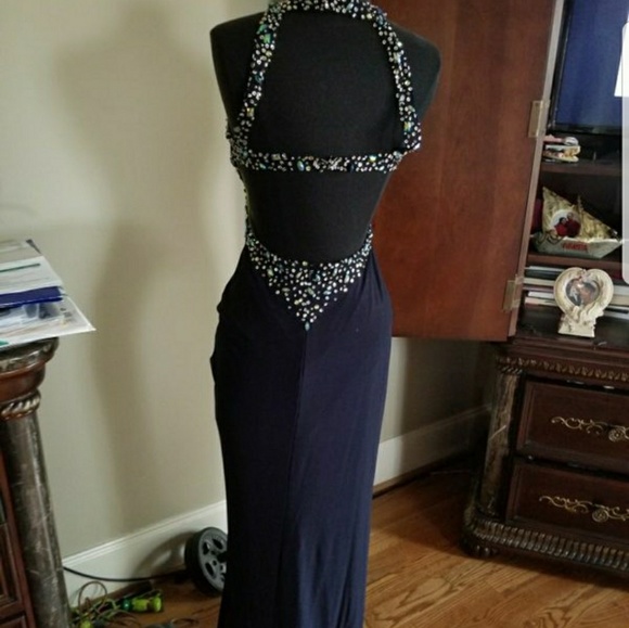 Event Dress - Picture 2 of 3